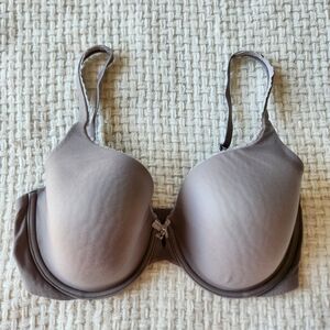 Victoria's Secret bra lined 34F